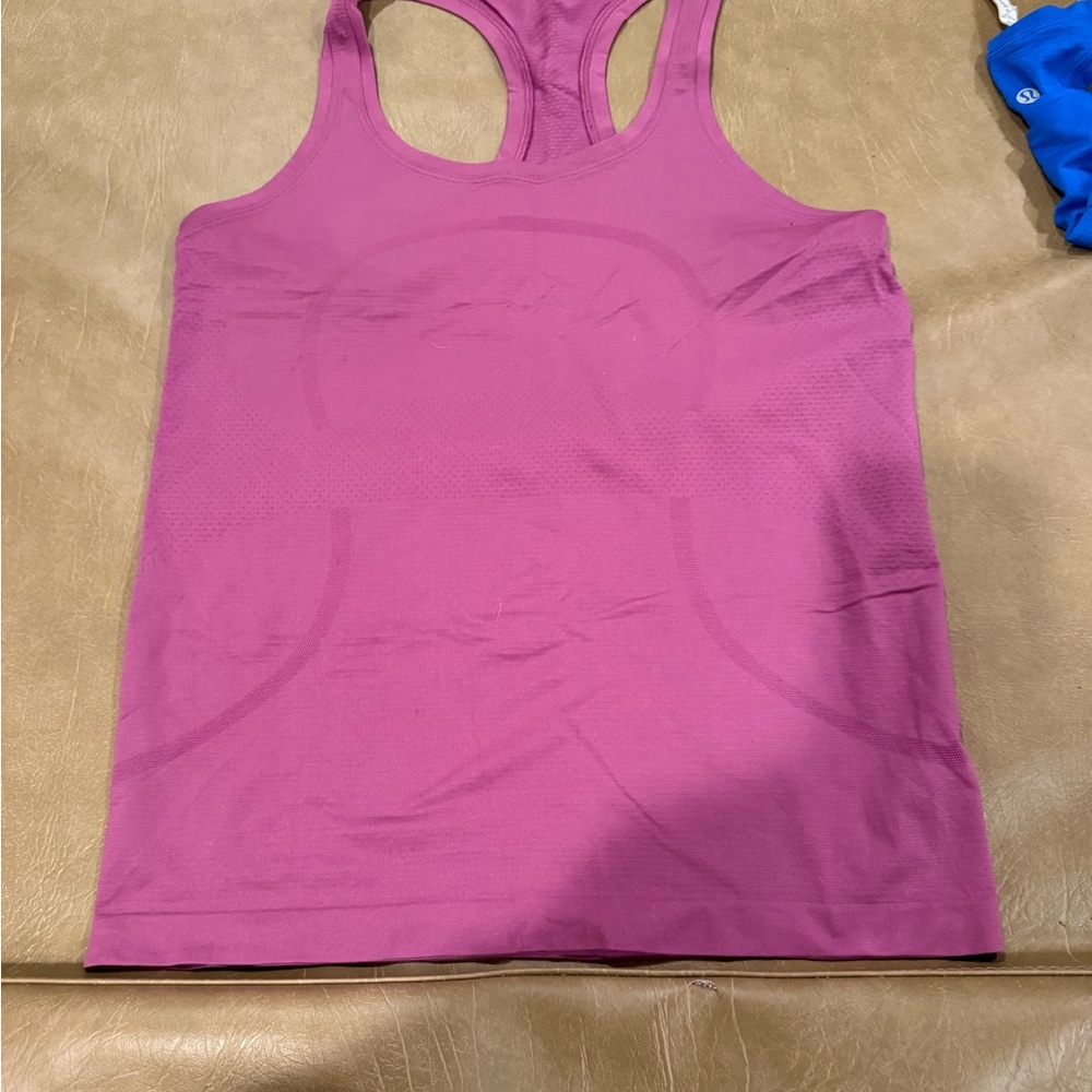 Lululemon Athletica Magenta Tank Top - Picture 2 of 5